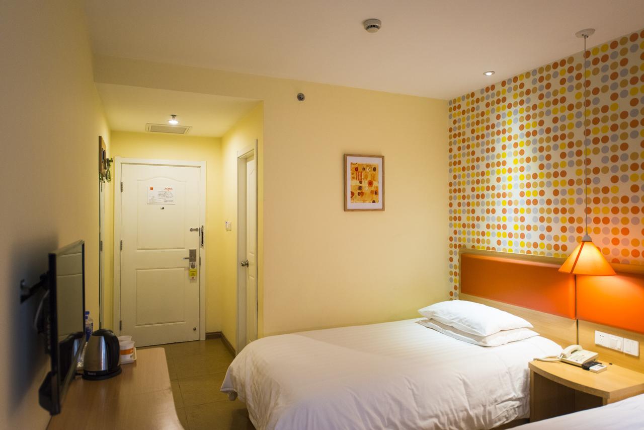 Home Inn Tianjin Weijin Road Tianjin University Exterior foto